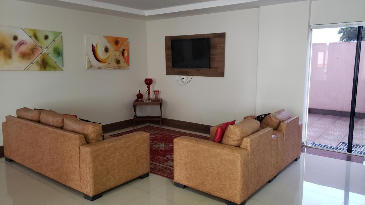 Apartamento Di Roma Rio Quenteアパートホテル エクステリア 写真